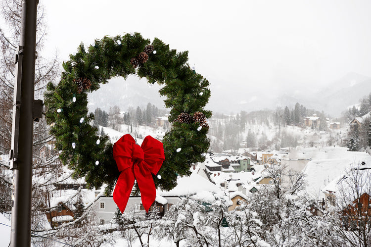 Pole Mounted Christmas Wreath Sale