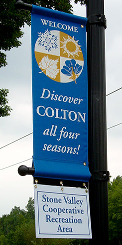 Load image into Gallery viewer, BS165 Four Seasons Welcome - Pole Banner
